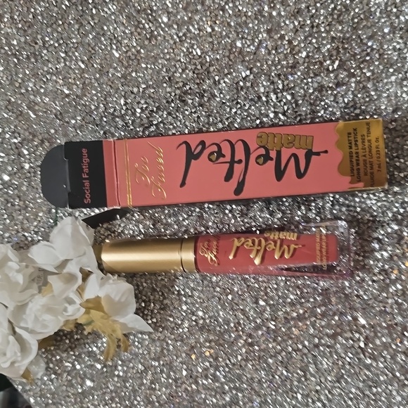Too Faced Other - 🌟HP🌟🧚‍🌟SOCIAL FATIGUE Too Faced DISCONTINUED Melted Liquid Lipstick NWT